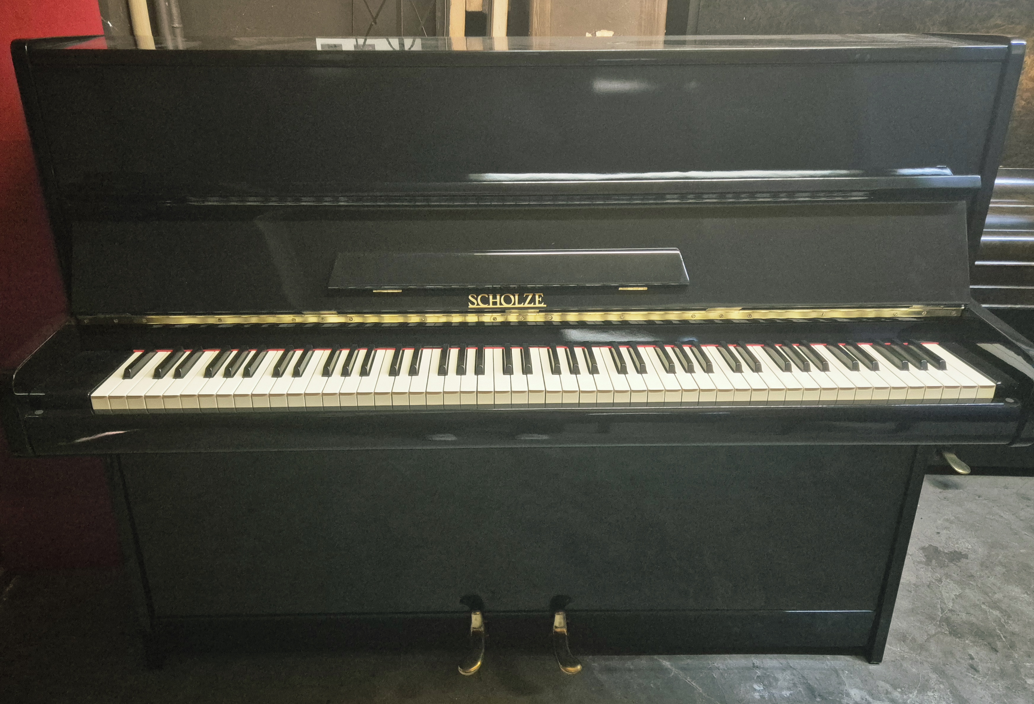 ����� ����� SCHOLZE |1400 ���� / 2738��.